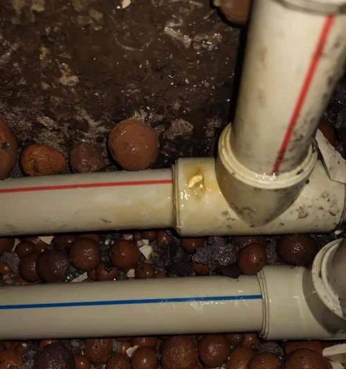 漏水的原因及解决妙招（水管老化是主要）
