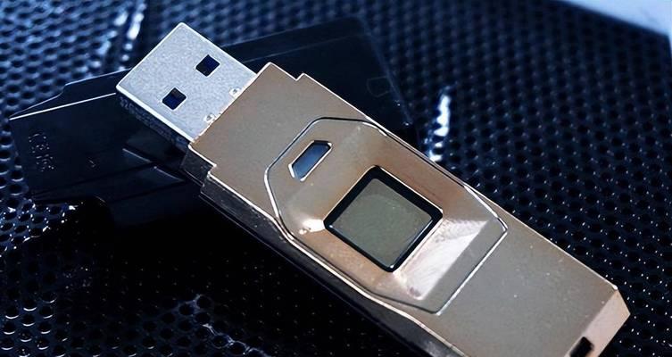 移动U盘损坏修复技巧（教你快速解决移动U盘损坏问题）