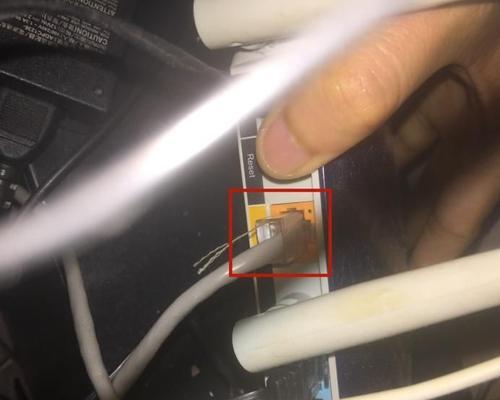如何通过两个路由器实现无线连接（简易图解教程）