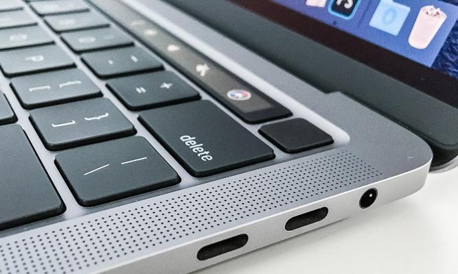 老款MacBookPro接口详解（探索老款MacBookPro的多种接口和功能）