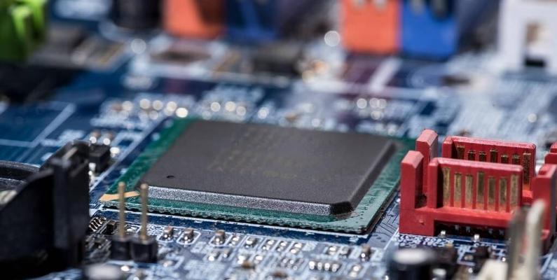 有效降低CPU温度的妙招（解决CPU过热问题的15个实用方法）