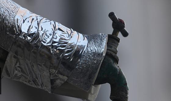 防冻水管的四种实用方法（保护你的水管不受冻害）