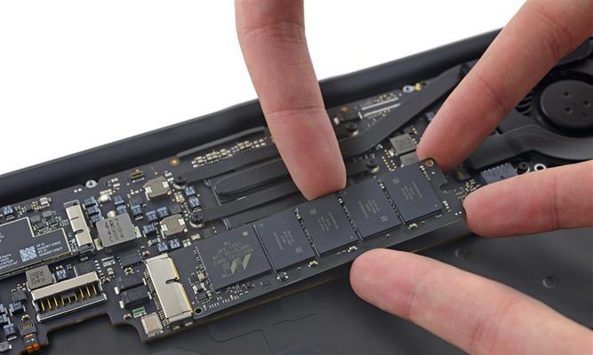 如何升级你的MacBookAir内存条（简易指南教你升级MacBookAir内存条）