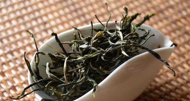 口粮茶——一种特殊的茶叶品种（口粮茶的起源和制作工艺）