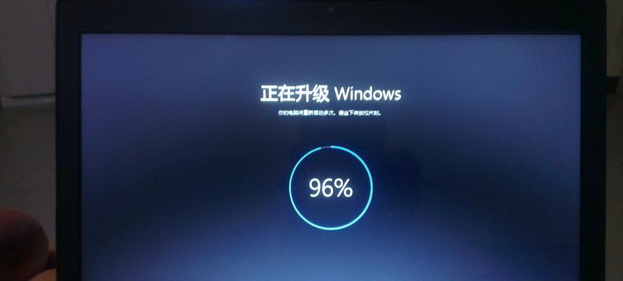 如何开启win10自带的CPU温度显示功能？遇到问题怎么办？