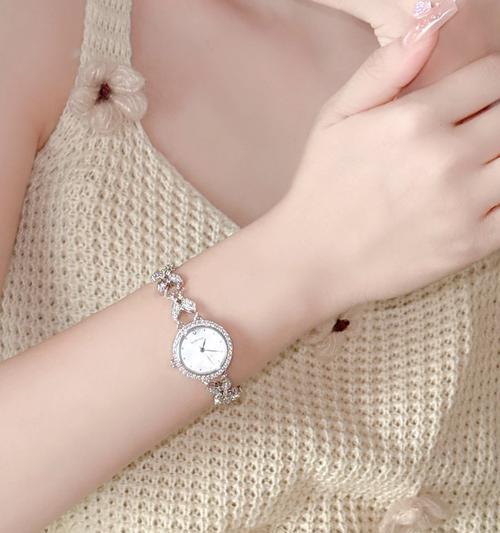 轻薄手表手链的正确佩戴方法是什么？